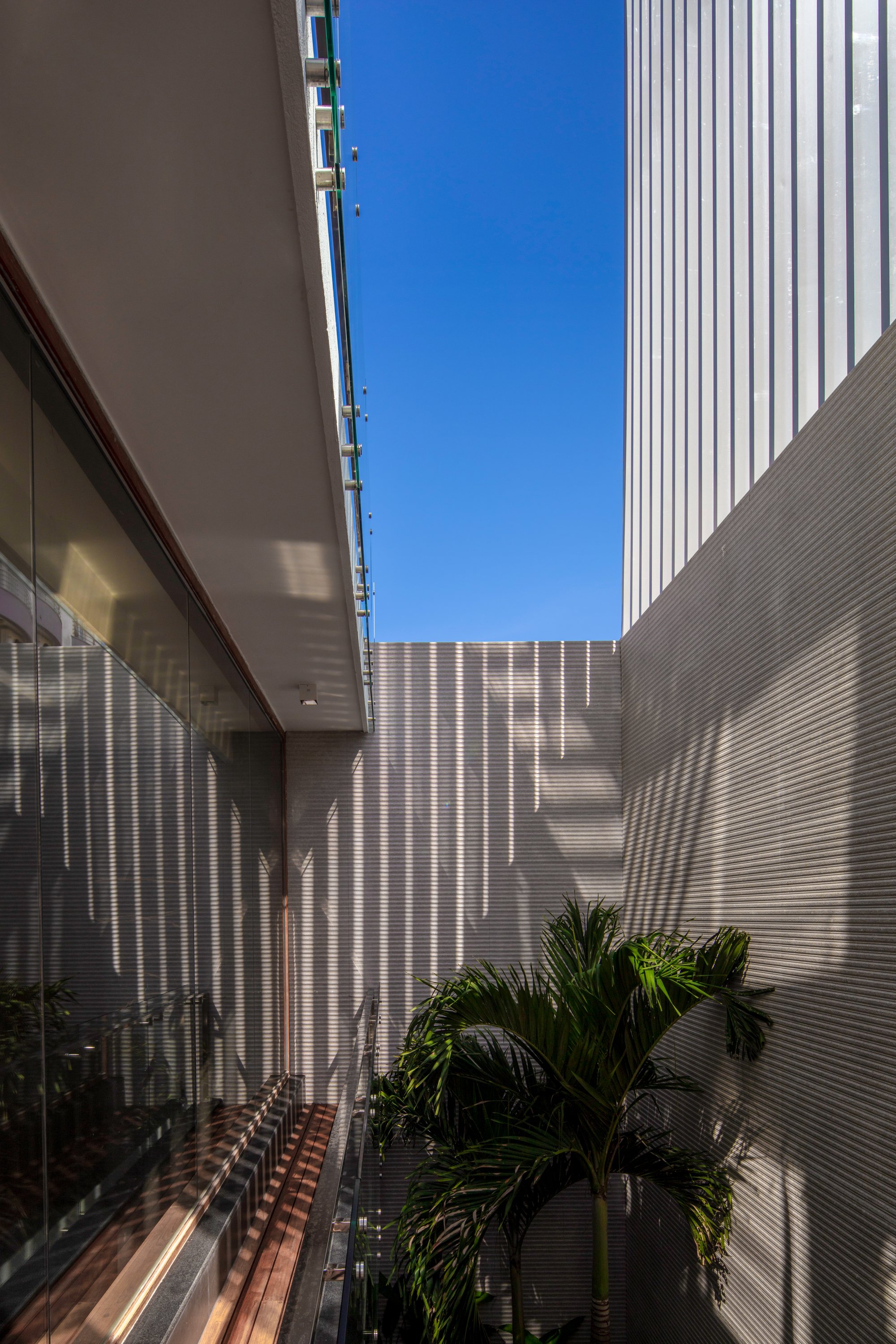 INTERIOR - PRIVATE RESIDENTIAL